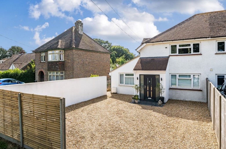 Click the photo for more details of Bell Lane, Birdham, PO20