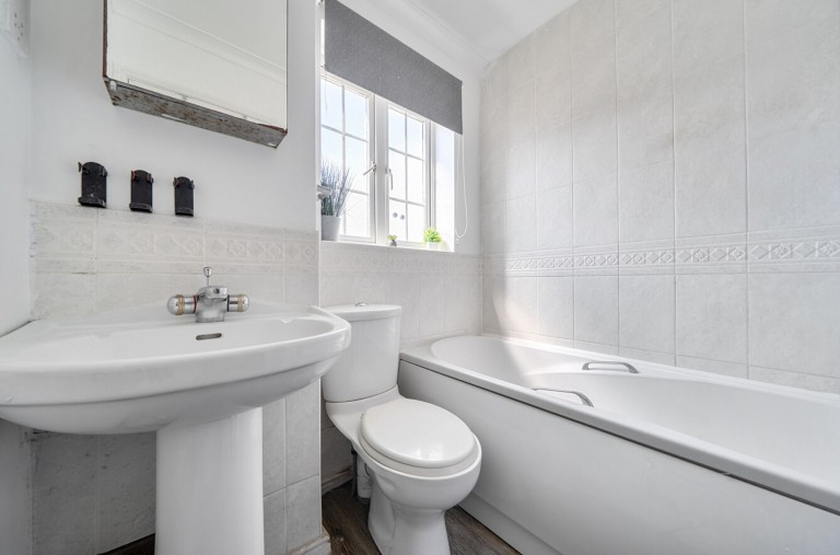 Images for Tide Way, Bracklesham Bay, PO20