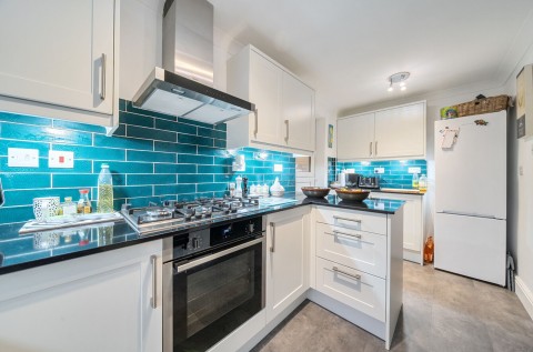 Click the photo for more details of Kennet Road, Petersfield, GU31