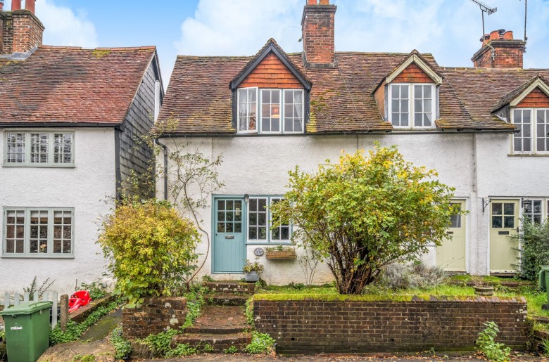 Click the photo for more details of Village Street, Petersfield, GU32