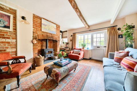 Click the photo for more details of Village Street, Petersfield, GU32