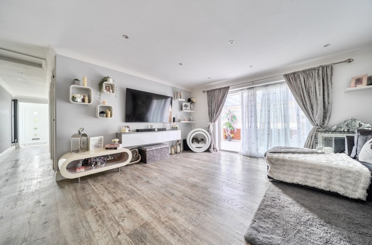 Images for West Front Road, Pagham, PO21
