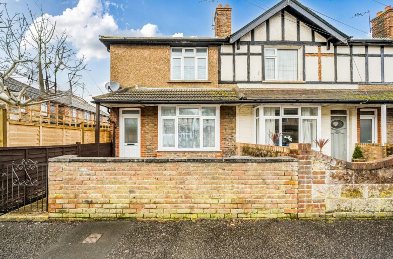 Click the photo for more details of Kenilworth Road, Bognor Regis, PO21