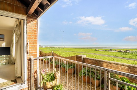 Click the photo for more details of Rock Gardens, Bognor Regis, PO21