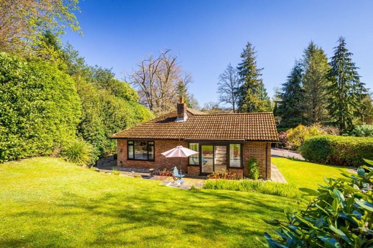 Images for Bunch Lane, Haslemere, GU27