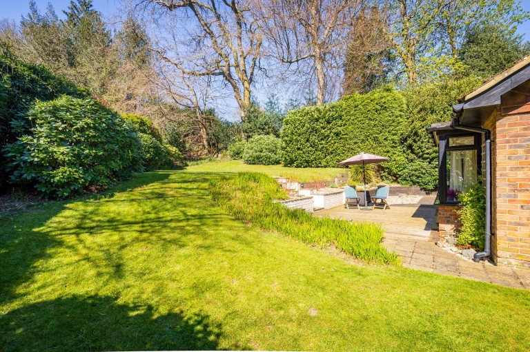 Images for Bunch Lane, Haslemere, GU27