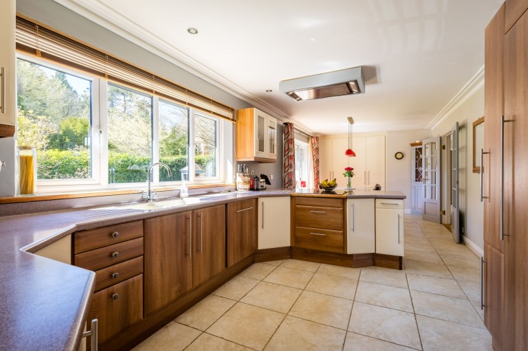 Images for Bunch Lane, Haslemere, GU27