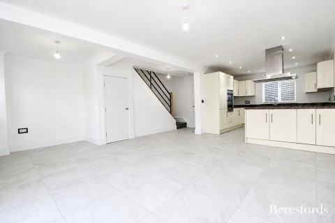 Click the photo for more details of Hamilton Crescent, Brentwood, Essex