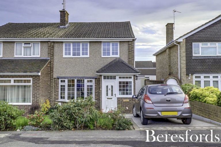 Images for Pilgrims Hatch, Brentwood