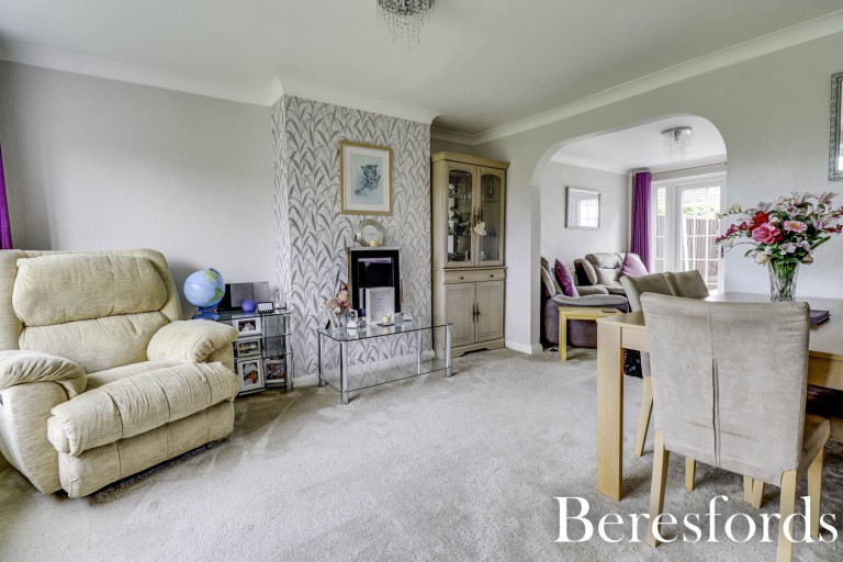 Images for Pilgrims Hatch, Brentwood