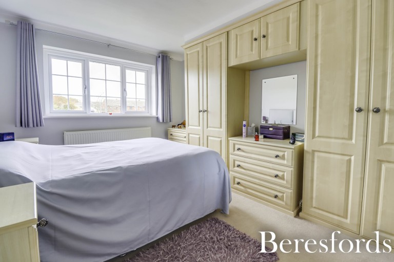 Images for Pilgrims Hatch, Brentwood