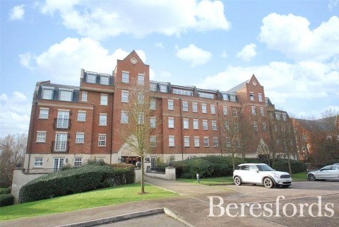 Click the photo for more details of Kipling Close, Brentwood, Essex