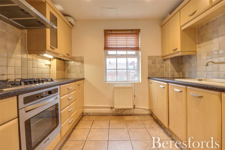 Images for Kipling Close, Brentwood, Essex