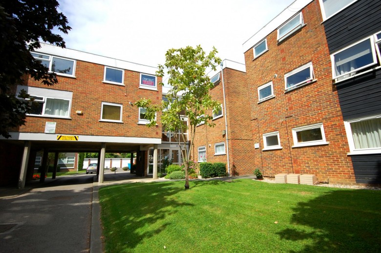 Click the photo for more details of Hutton Road, Shenfield, Essex