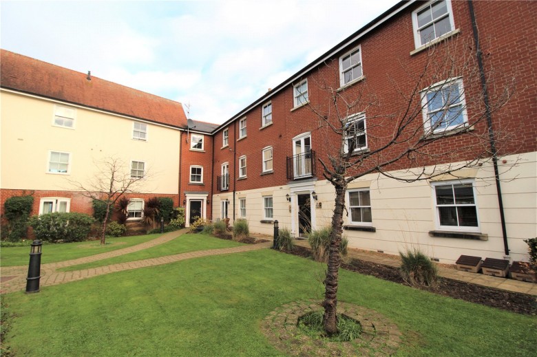 Click the photo for more details of William Hunter Way, Brentwood, Essex