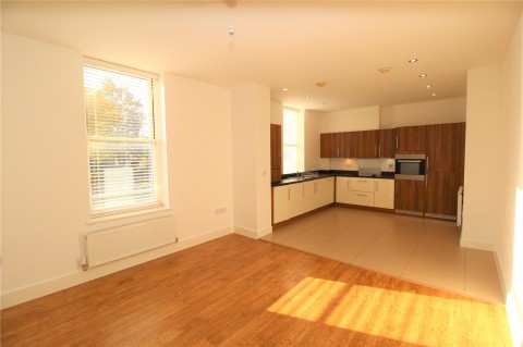 Click the photo for more details of Richmond Avenue, Brentwood, Essex