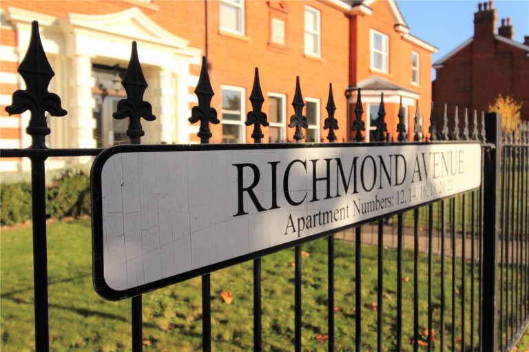 Images for Richmond Avenue, Brentwood, Essex