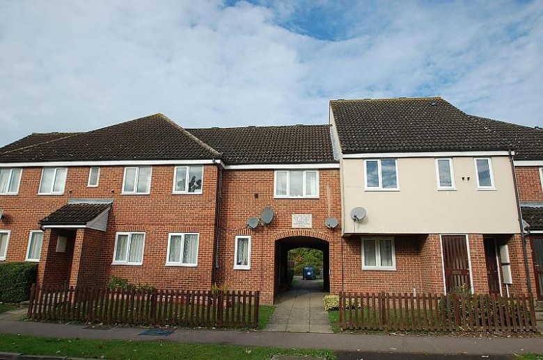 Click the photo for more details of Pemberton Avenue, Ingatestone, Essex