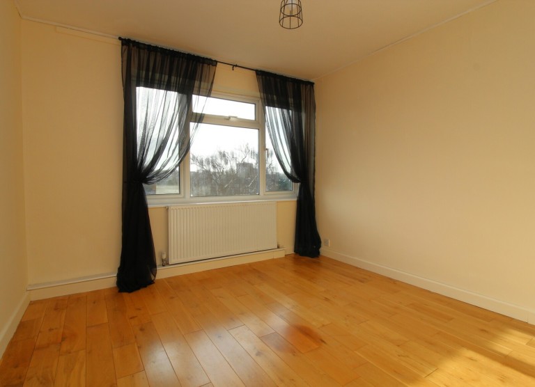 Images for Copperfield Gardens, Brentwood, Essex