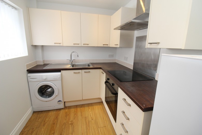 Click the photo for more details of Rayleigh Road, Brentwood, Essex