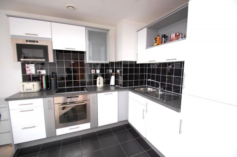 Click the photo for more details of New Road, Brentwood, Essex