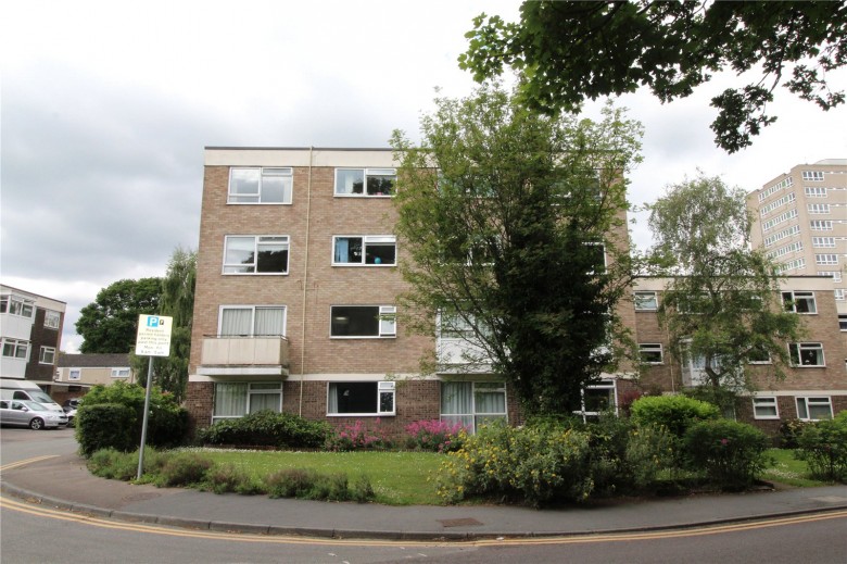 Click the photo for more details of Canterbury Way, Brentwood, Essex