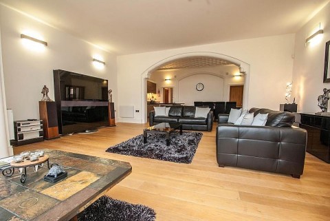 Click the photo for more details of The Galleries, Warley, Essex