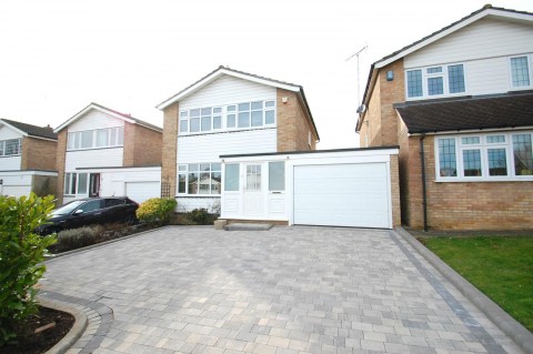 Click the photo for more details of Rayleigh Road, Hutton, Essex