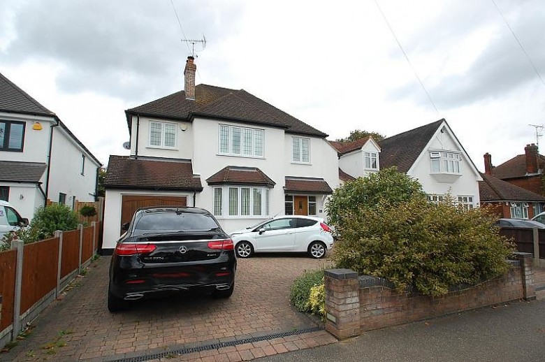 Click the photo for more details of Shenfield, Brentwood, Essex