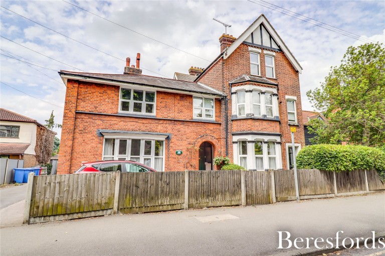 Images for Highland Avenue, Brentwood, Essex