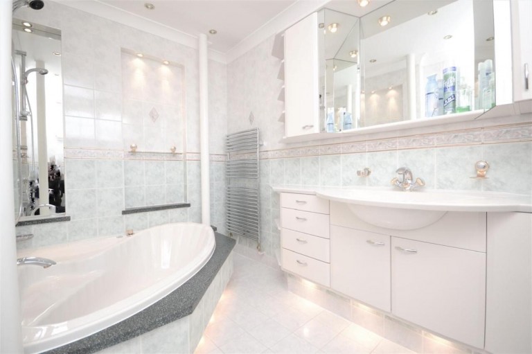 Images for Back Lane, Fryerning, Essex