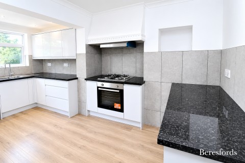 Click the photo for more details of Warley Mount, Brentwood, Essex