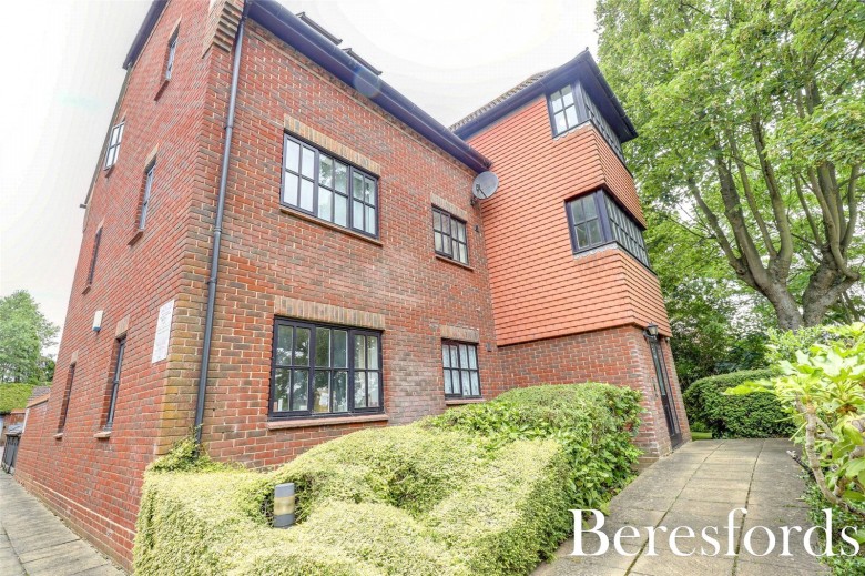 Click the photo for more details of Sawyers Hall Lane, Brentwood, Essex