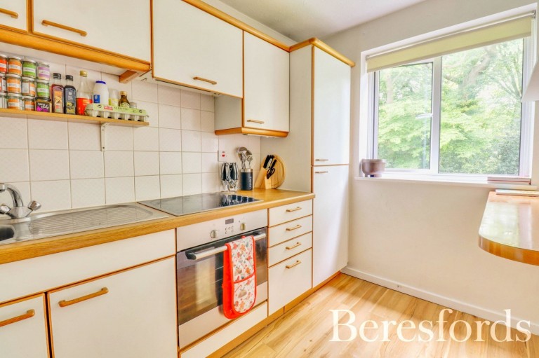 Images for Bradwell Green, Brentwood