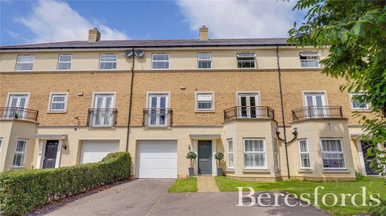 Click the photo for more details of De Paul Way, Brentwood, Essex