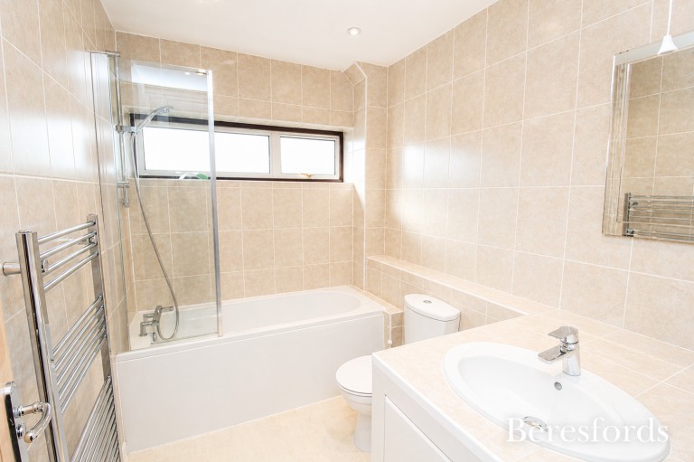 Images for The Furlongs, Ingatestone, Essex