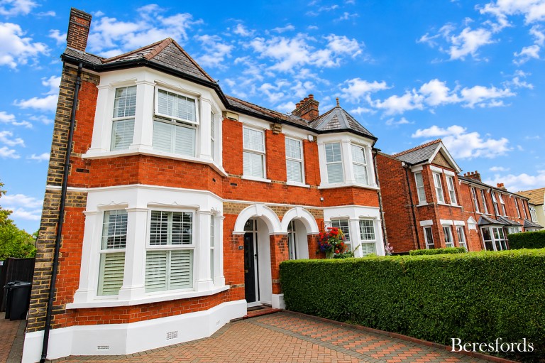 Images for Robin Hood Road, Brentwood, Essex