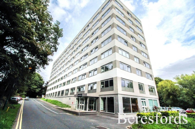 Click the photo for more details of Hubert Road, Brentwood, Essex