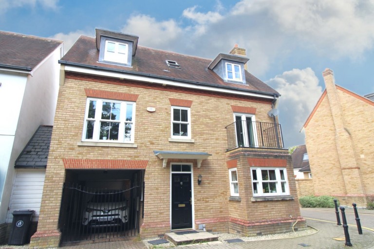 Images for Sawyers Grove, Brentwood, Essex