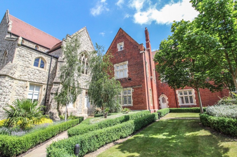 Images for The Galleries, Warley, Brentwood, Essex