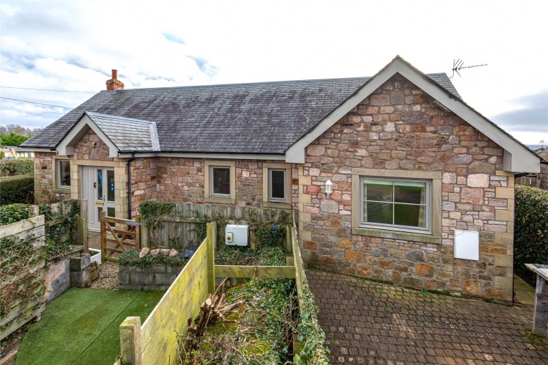 Click the photo for more details of Knowe Head, Cornhill On Tweed, Northumberland