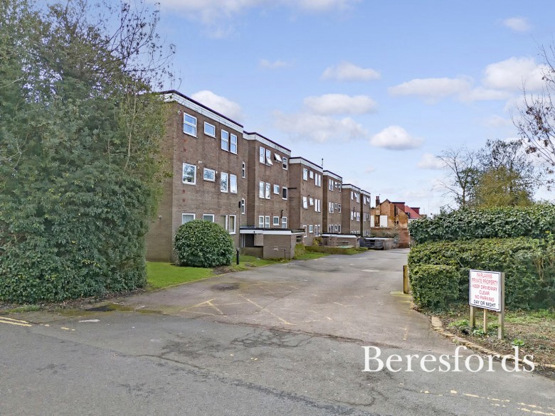 Click the photo for more details of London Road, Brentwood, Essex