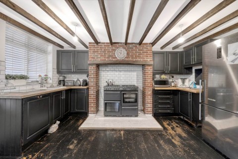 Click the photo for more details of Pilgrims Hatch, Brentwood, Essex