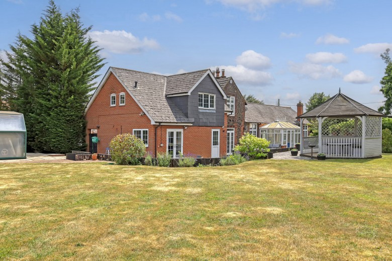 Click the photo for more details of Great Warley, Brentwood, Essex