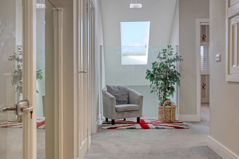Images for Hook End, Brentwood, Essex