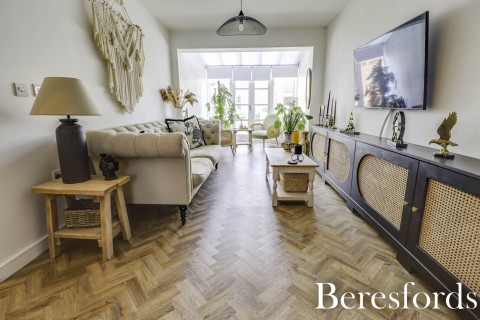 Click the photo for more details of Hart Street, Brentwood