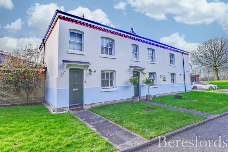 Click the photo for more details of Ingrave, Brentwood, Essex