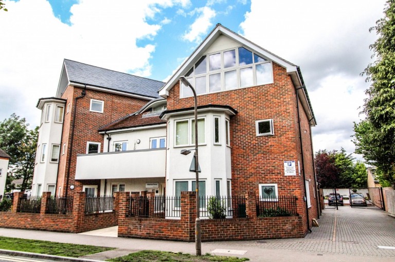 Images for Highland Avenue, Brentwood, Essex