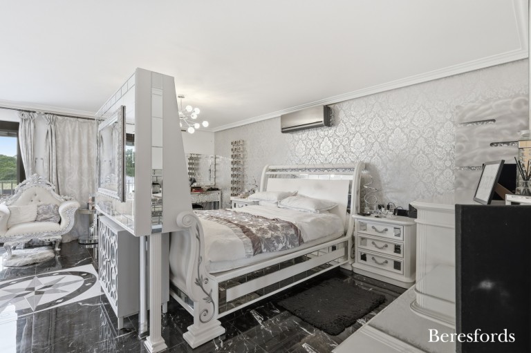 Images for Dunton, Brentwood, Essex
