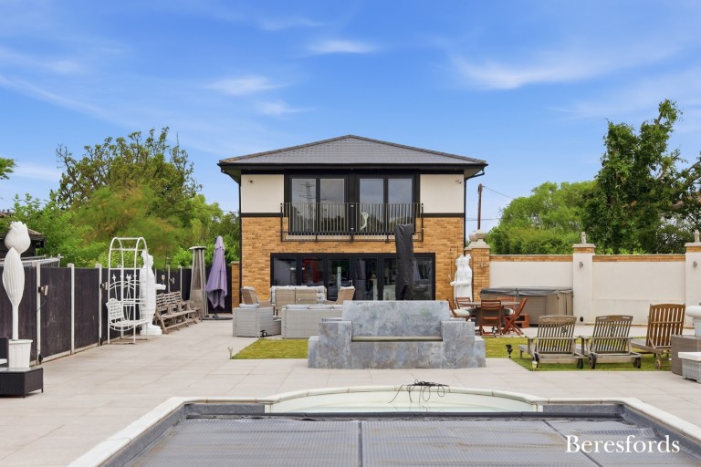 Images for Dunton, Brentwood, Essex